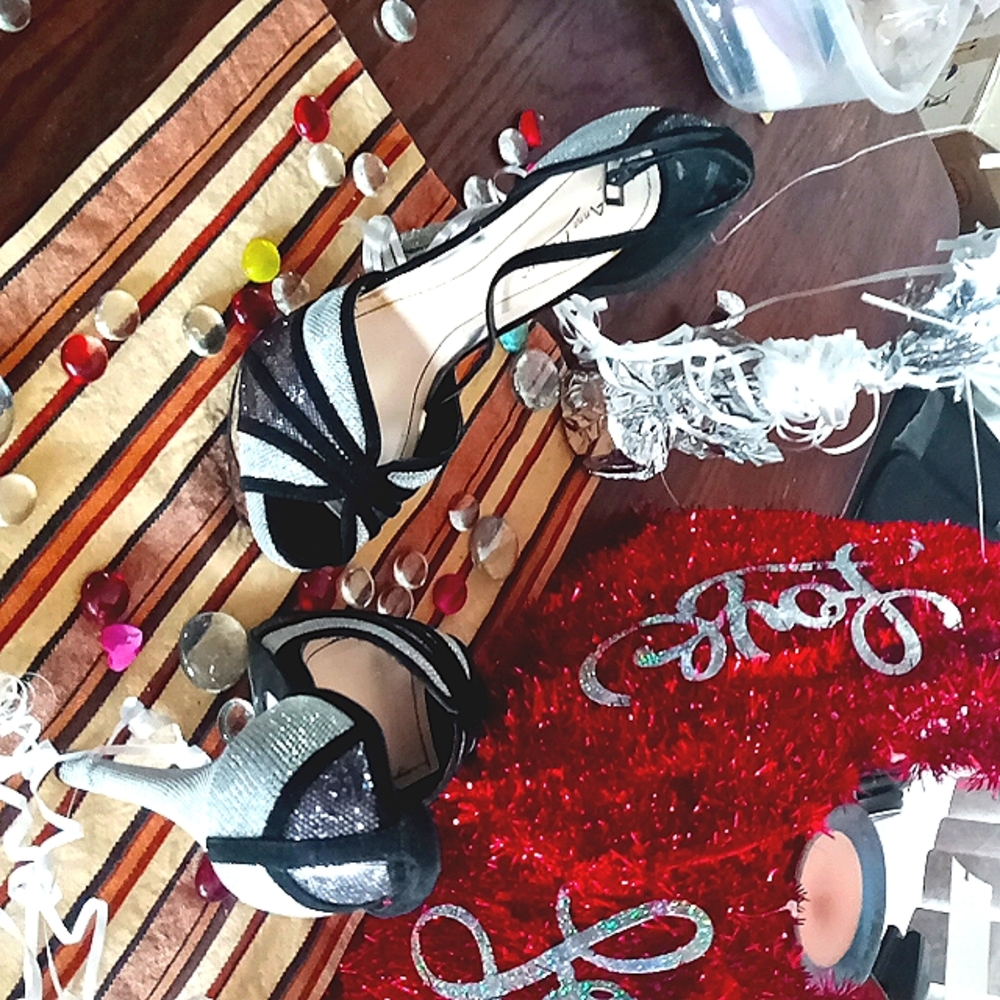 Glitter BEAUTIFUL 👠 Heels